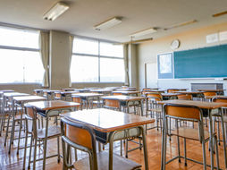 Decreto PA: valorizzazione del personale, trasparenza e innovazione tra le nuove misure per la scuola. Si apre il dibattito sulla pensione anticipata a 60 anni, Anief: "il lavoro a scuola è usurante"