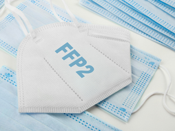 CORONAVIRUS A SCUOLA: NUOVI FONDI PER LE MASCHERINE FFP2