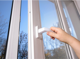 ARIA PULITA NELLE AULE: BASTA APRIRE LE FINESTRE SECONDO LE LINEE GUIDA