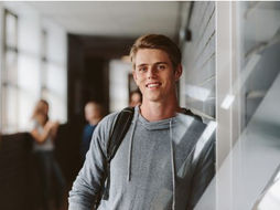 MATURITÀ 2023: LO STUDENTE PIÙ GIOVANE A DIPLOMARSI HA SOLO 17 ANNI