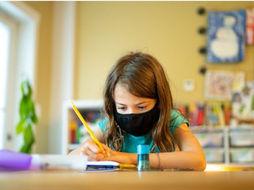 COVID-19, TORNA LA PAURA IN UNA SCUOLA PRIMARIA DI AVELLINO