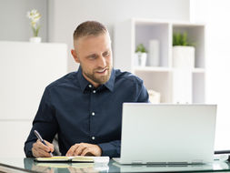 Piano Educativo Individualizzato, il 15 ottobre un webinar formativo per la compilazione e l’utilizzo del modello informatizzato. Ecco a chi è rivolto (Nota)