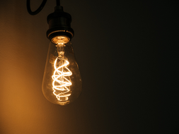 CARO-ENERGIA A SCUOLA: “BISOGNA CAMBIARE ATTEGGIAMENTO SUL FRONTE AMBIENTALE”