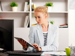 ASSISTENTI ALL’ AUTONOMIA E ALLA COMUNICAZIONE COME LAVORATORI PUBBLICI