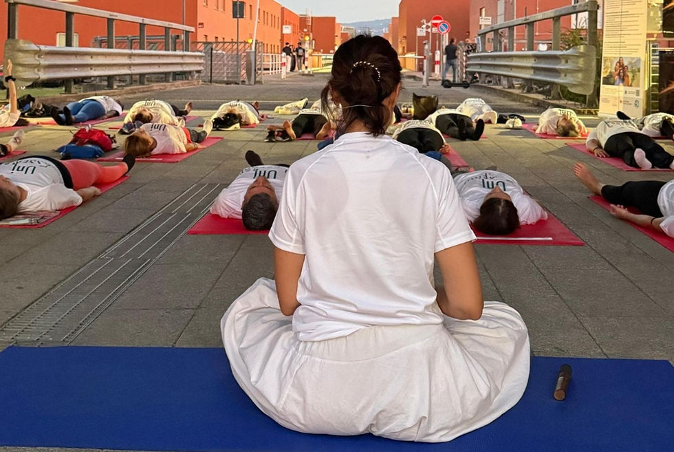 Allarme stress: all'Unical gli studenti ritrovano la serenità con lo yoga