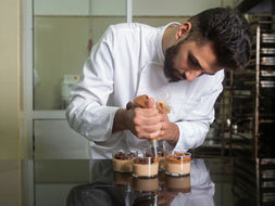 Pasticceria 2026 per gli istituti alberghieri, al via l'ottava edizione. Iscrizioni aperte fino al 15 aprile, appuntamento a Catania dal 25 al 27 maggio