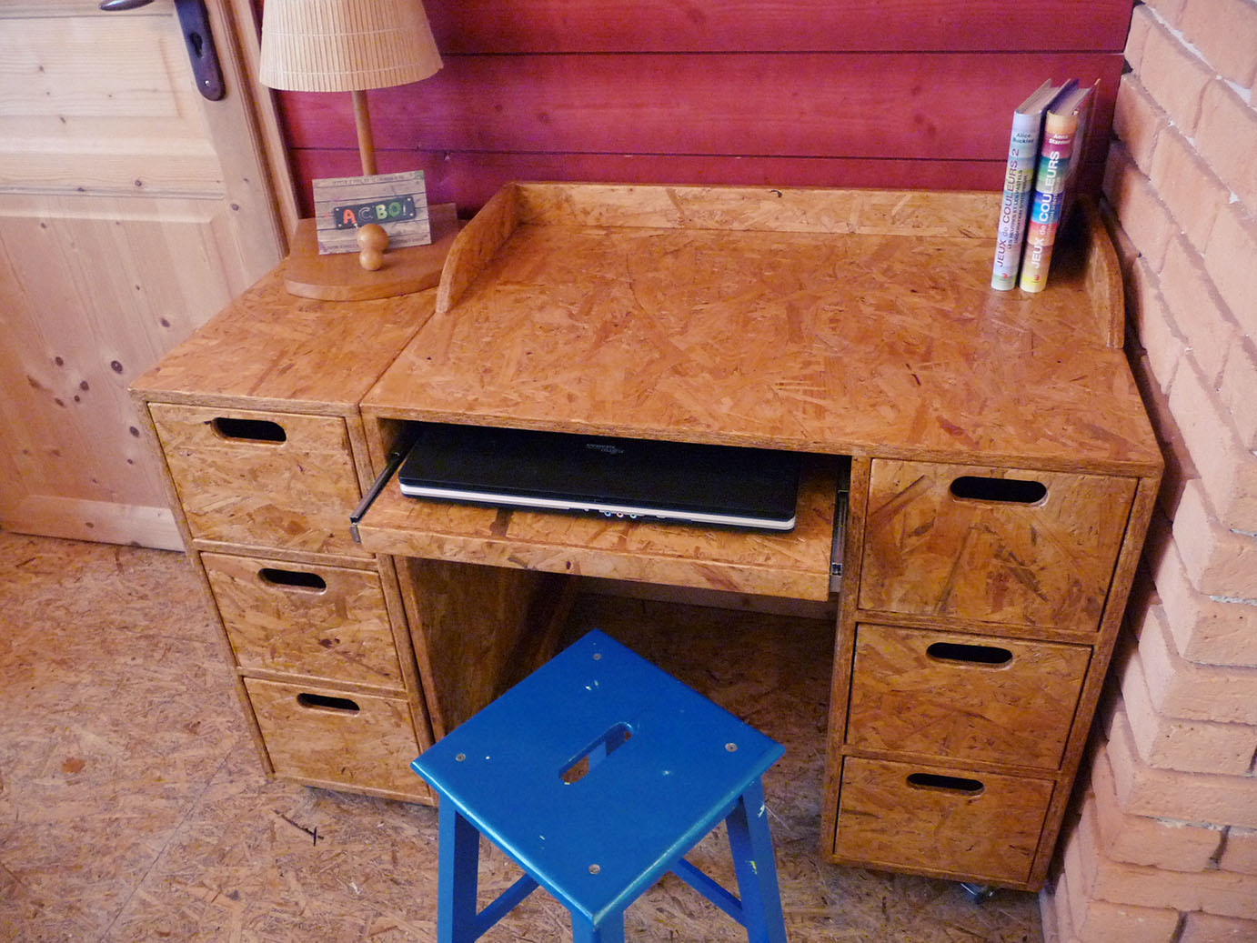 bureau modulable en triply