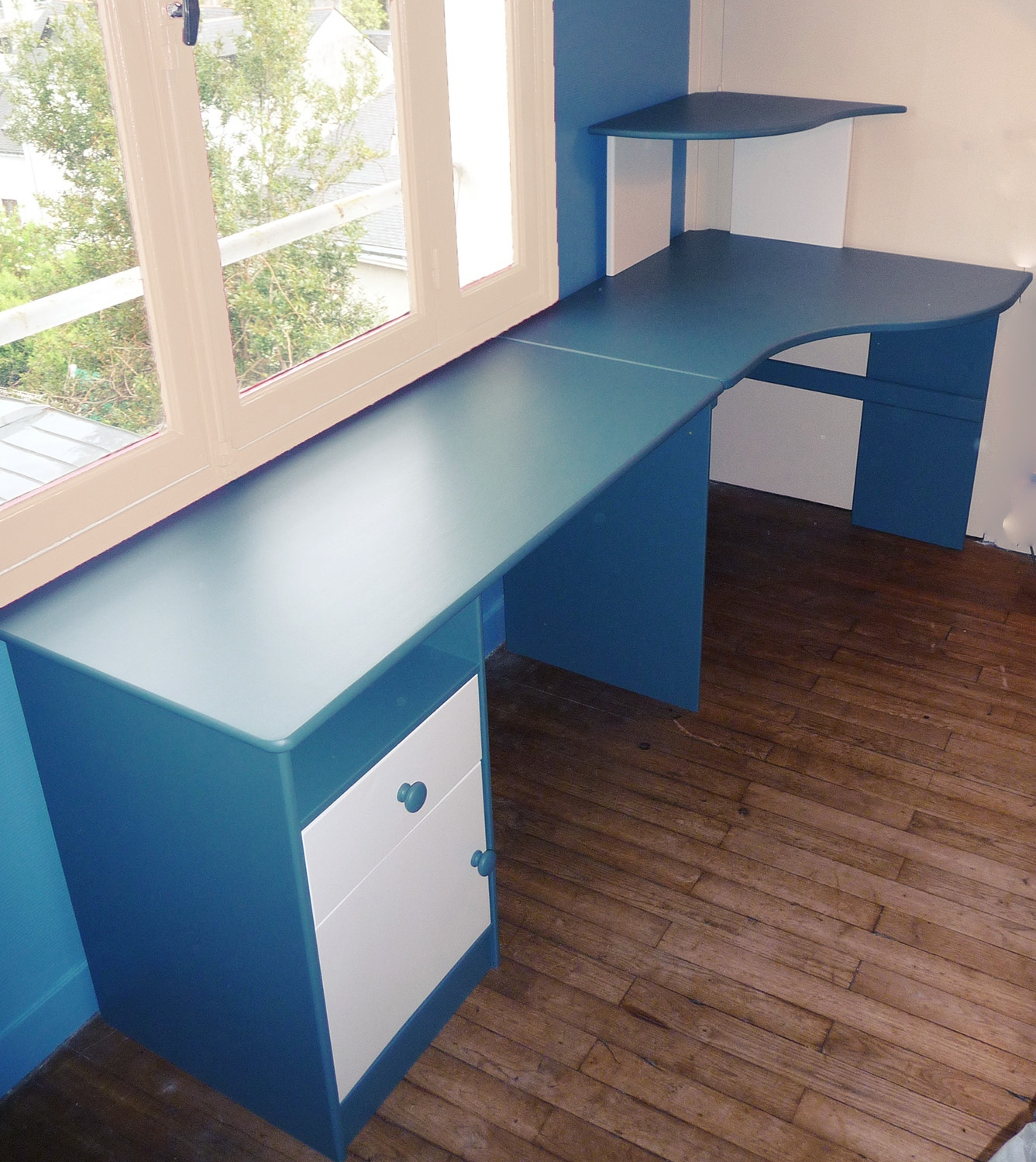 bureau agrandi (APRES)
