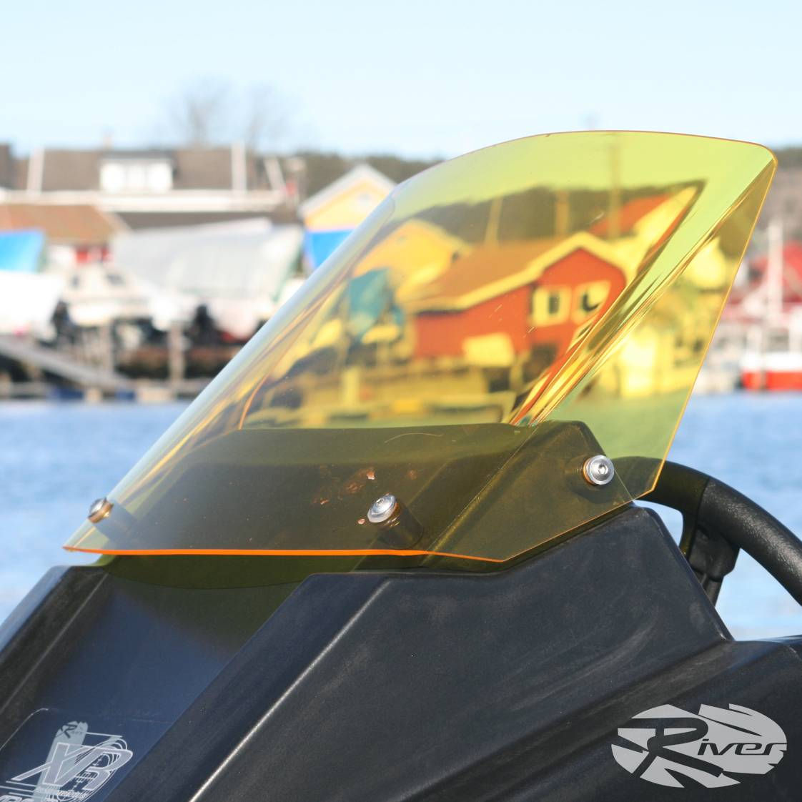 Vindskjerm River 460XR - BlackEdition Gultonet