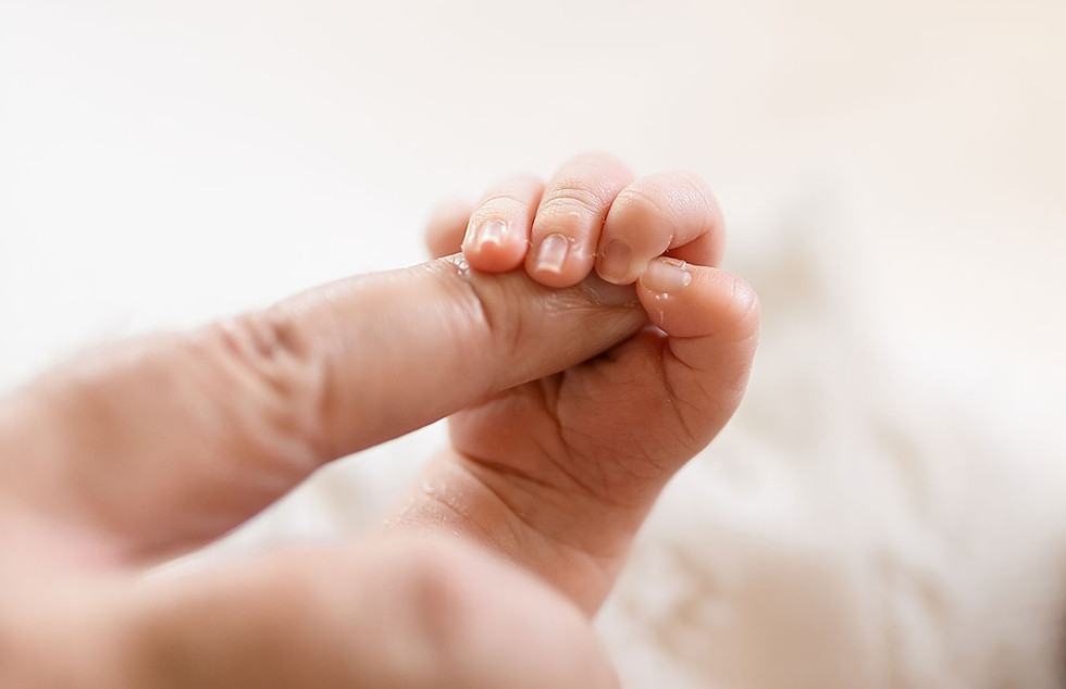 newborn-photoshoot-Sydney-Hills-District.jpg