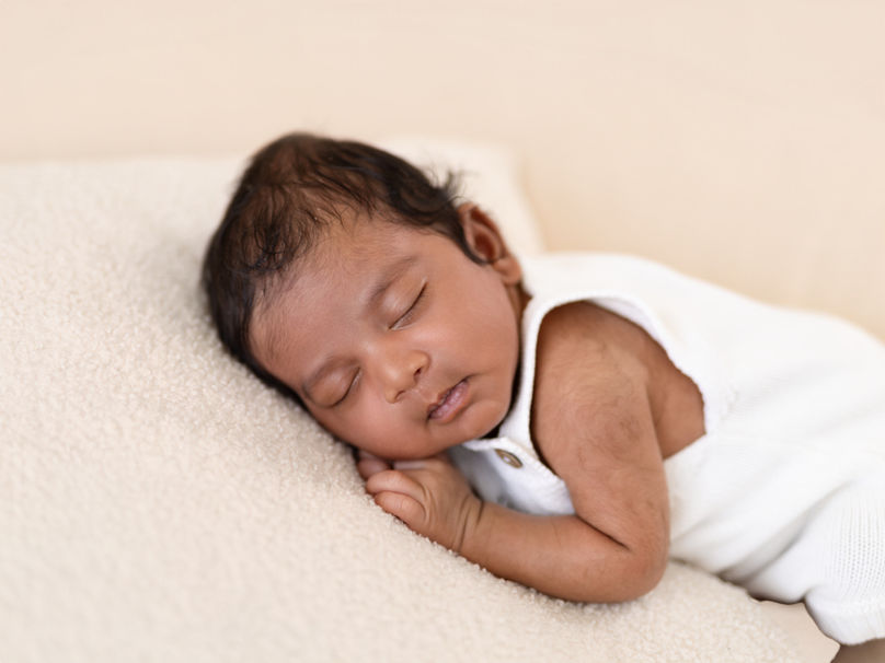 newborn photo sessions Sydney calm baby-led approach