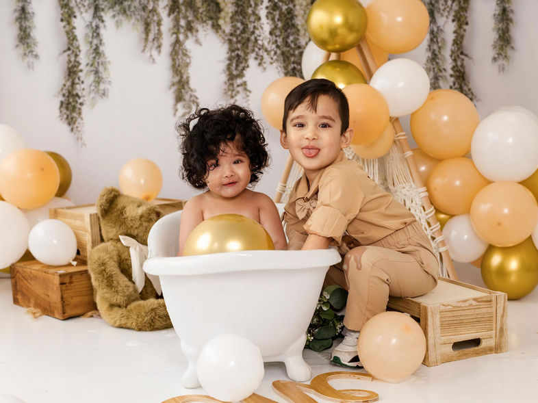 birthday photoshoot with siblings