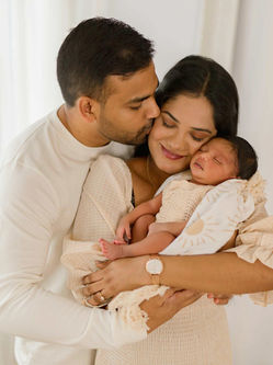 Sydney newborn photography with family