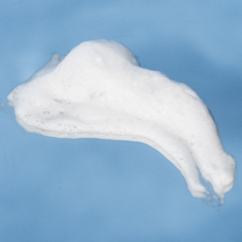 Прев'ю: R+Co Термозахисний мус для додання волоссю об'єму, щільності та блиску "Шифон"