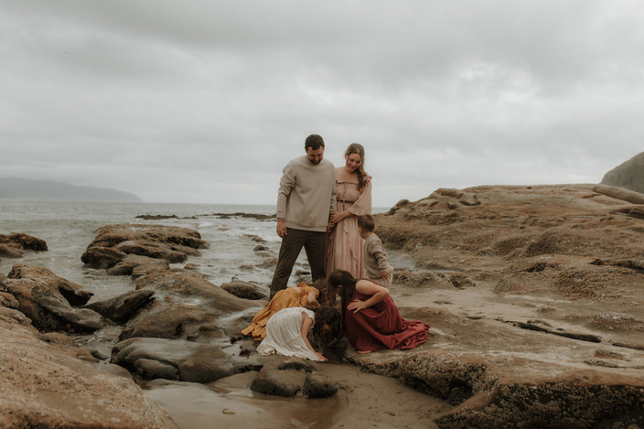 family photographer in pacific city, Oregon Coast
