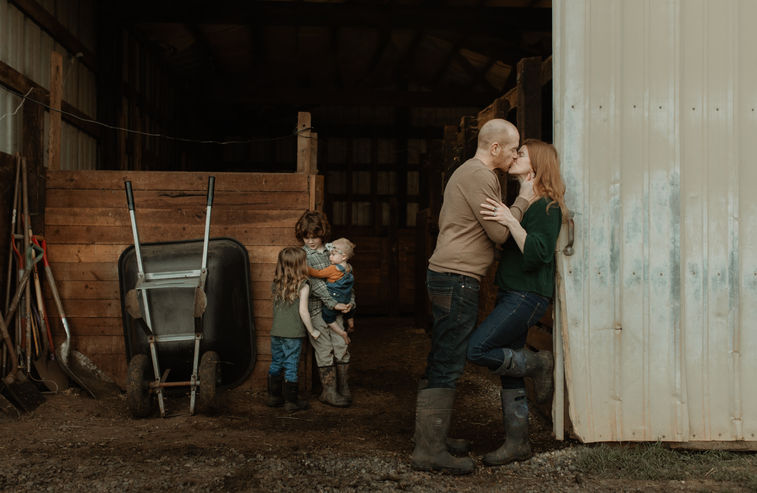 family photographer on local farm in sandy, oregon