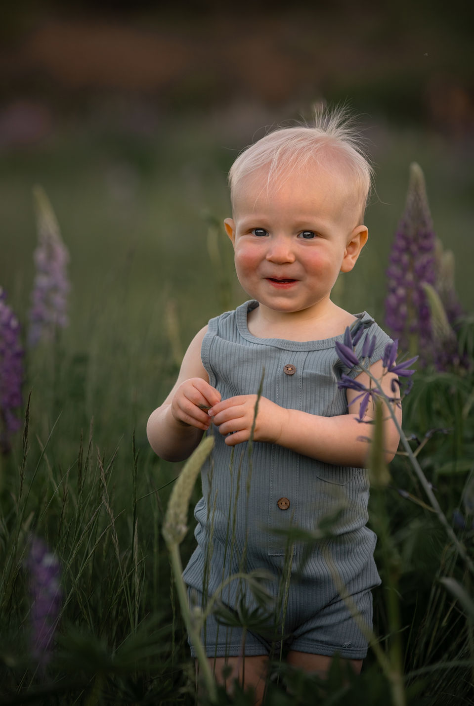 Nicole Fitzwater; Nicole Fitzwater Photography; Portland family photographer; Nicole O'Rourke Photography; Nicole Knotts; Portland family photographer; Eastern Oregon photographer; Portland Oregon child photographer; Salem Oregon family photographer; Oregon City photographer; Sandy Oregon wedding photographer; Sandy Oregon family photographer; 