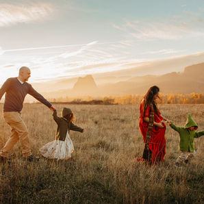 Columbia River Gorge Adventure Photo Session for Families near Portland, Oregon