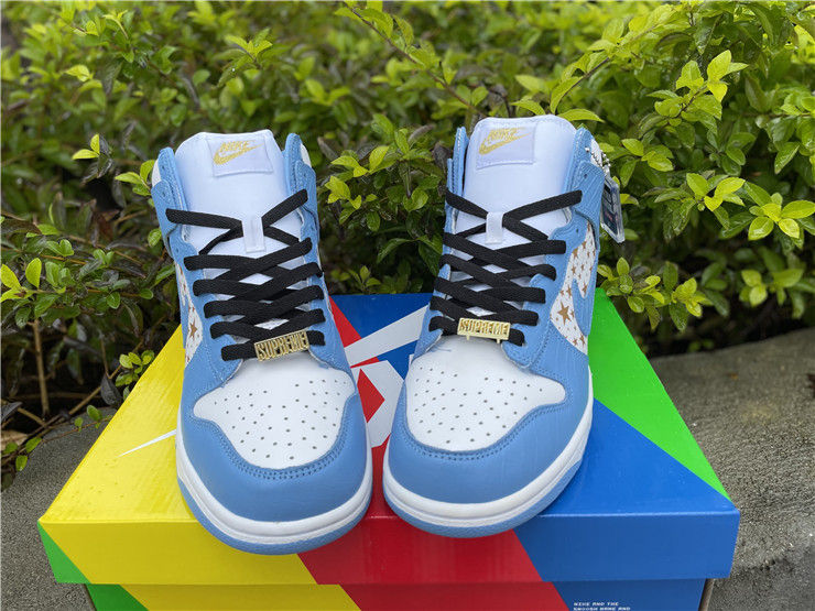 Thumbnail: Supreme x Nike Dunk - High "Blue"