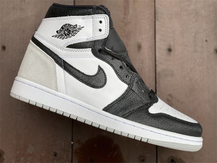 Thumbnail: Air Jordan 1 - High "Stage Haze"