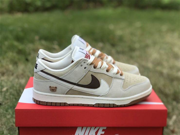 Thumbnail: Nike Dunk - Low "85"