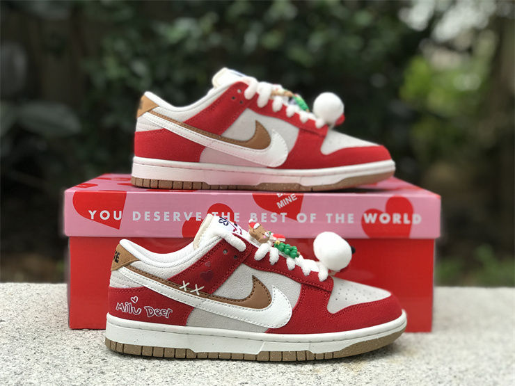 Thumbnail: Nike Dunk - Low