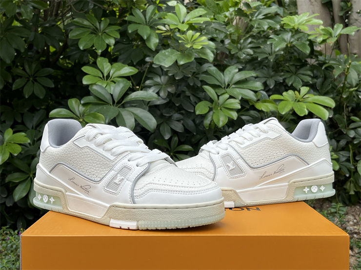 Thumbnail: Louis Vuitton Trainer - Low