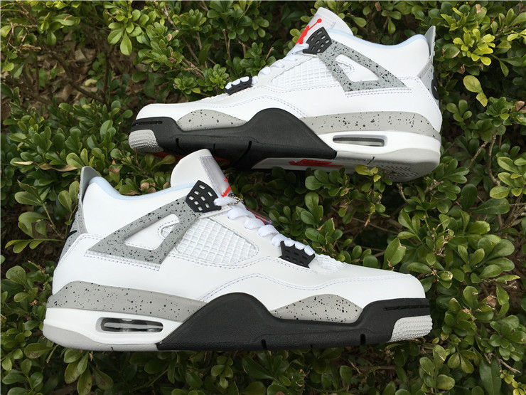 Thumbnail: Air Jordan 4 "White Cement"