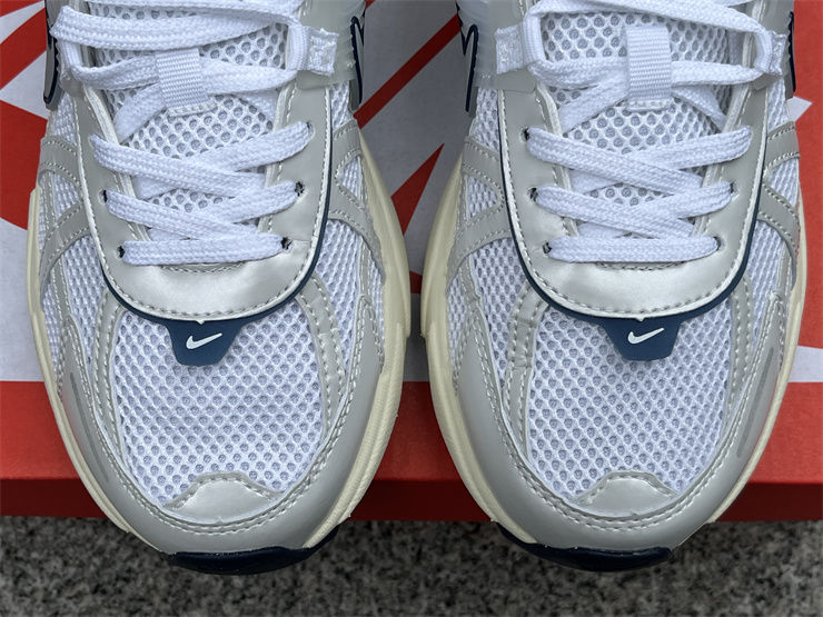 Thumbnail: Nike V2K Run "White Midnight Navy"