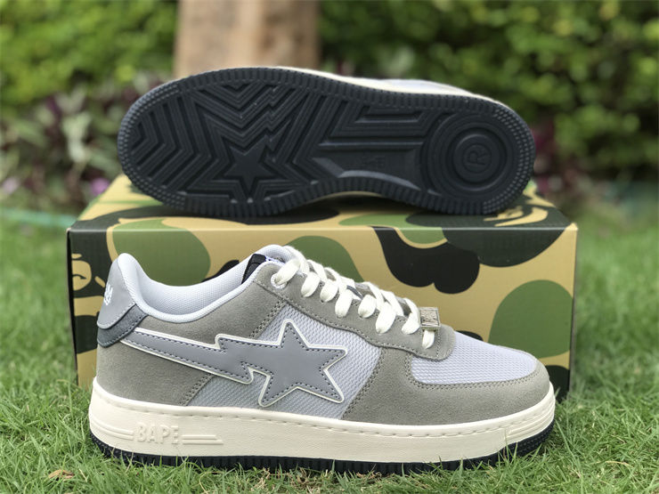 Thumbnail: Stadium Goods x Bapesta "Lexington Grey"