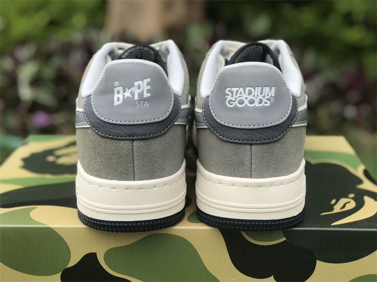 Thumbnail: Stadium Goods x Bapesta "Lexington Grey"
