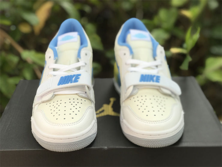 Thumbnail: Air Jordan Legacy 312 - Low "23 - University Blue"