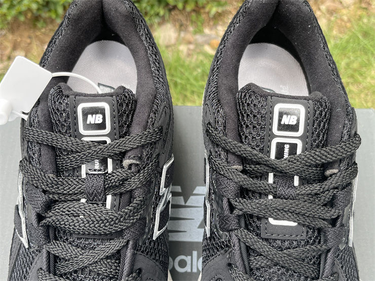 Thumbnail: New Balance 1906R "Black White"