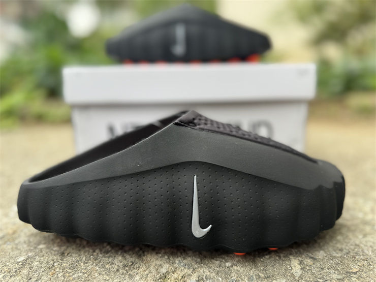 Thumbnail: Nike Mind 001 'Black'