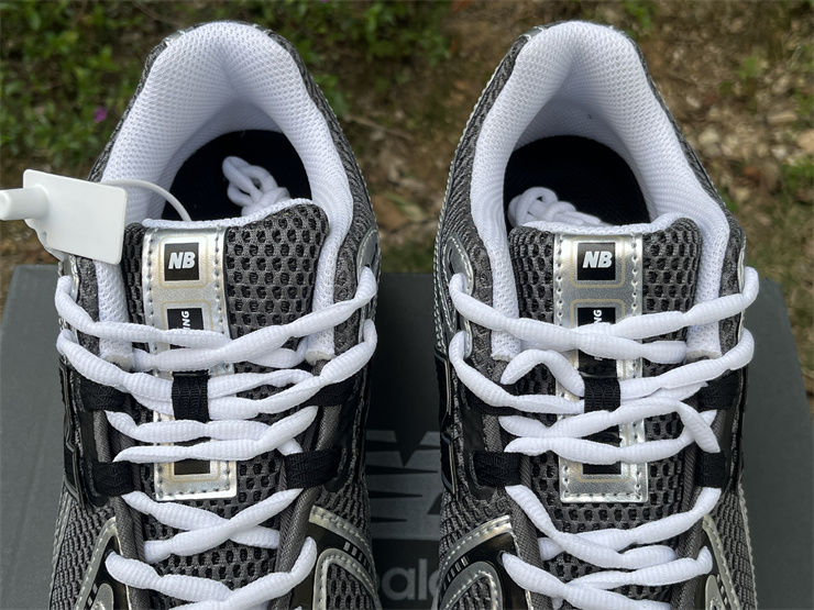 Thumbnail: New Balance 1906R