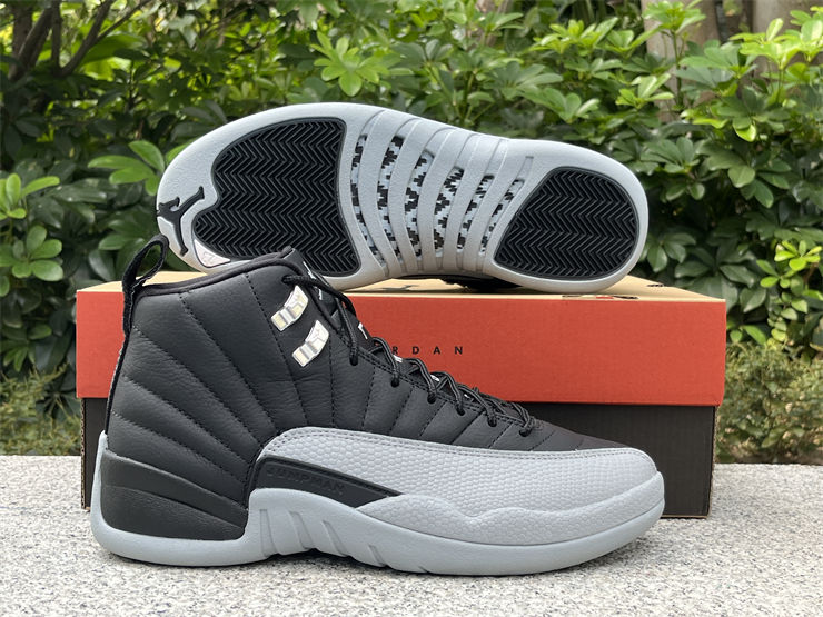 Thumbnail: Air Jordan 12 "Barons"