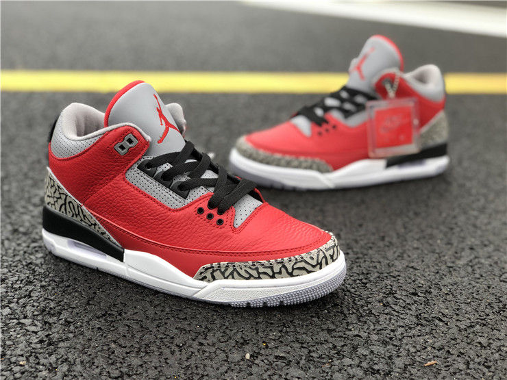 Thumbnail: Air Jordan 3 "Unite"