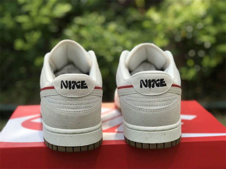 Thumbnail: Nike Dunk - Low "85"