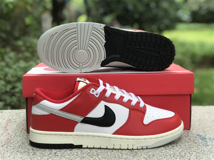 Thumbnail: Nike Dunk - Low "Split - Chicago"