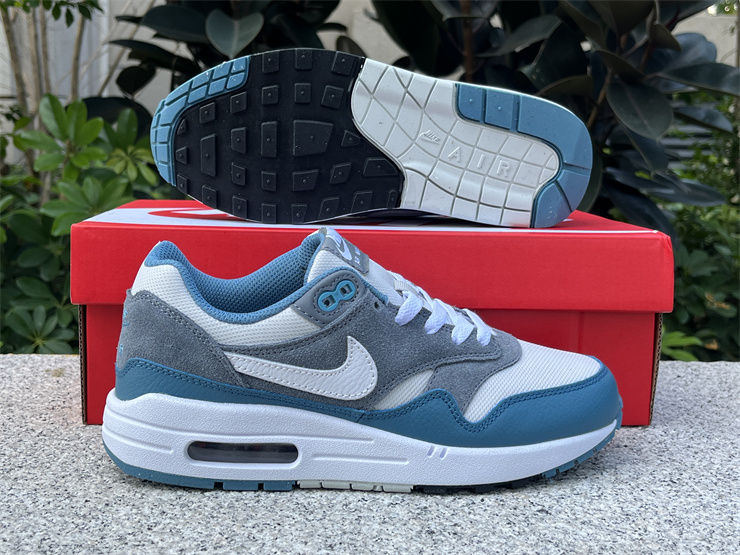 Thumbnail: Nike Air Max 1 "Noise Aqua"