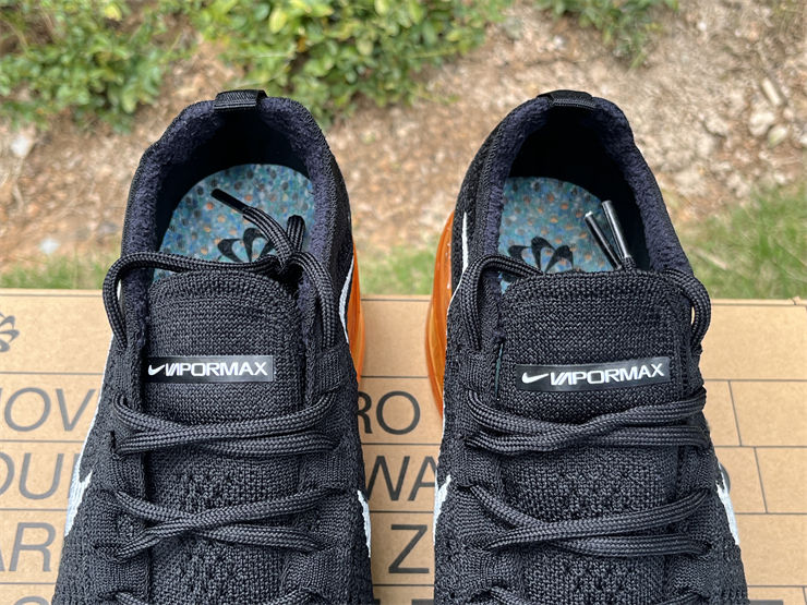 Thumbnail: Air VaporMax 2023 FlyKnit "Black / Multi Sole"