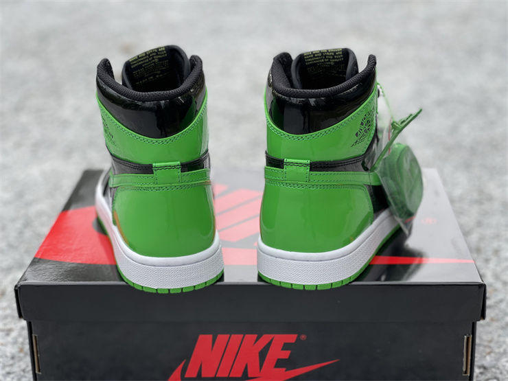 Thumbnail: Air Jordan 1 - High