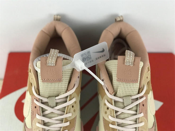Thumbnail: Nike Air Max 90 Futura "Scrap - Sanddrift"