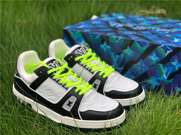 Thumbnail: Louis Vuitton Trainer - Low