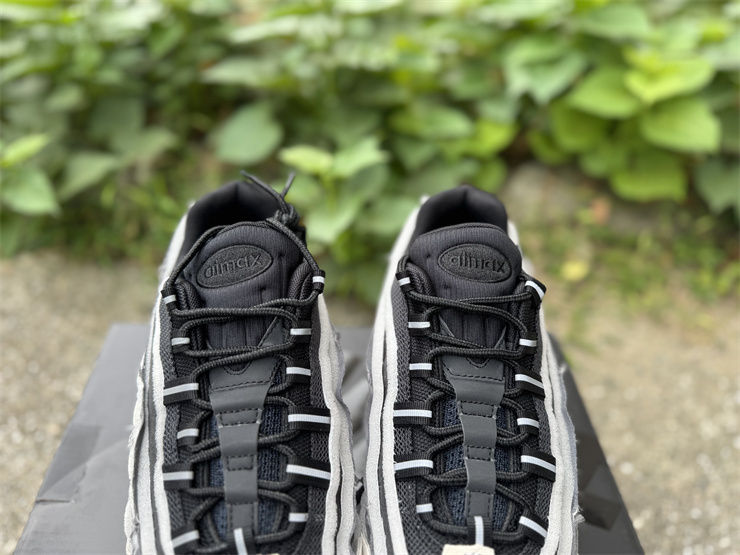 Thumbnail: Comme des Garçons x Nike Air Max 95 'Grey'