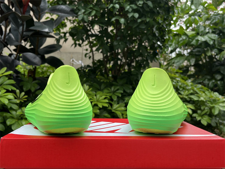 Thumbnail: Nike ReactX Rejuven8 "Green Strike"