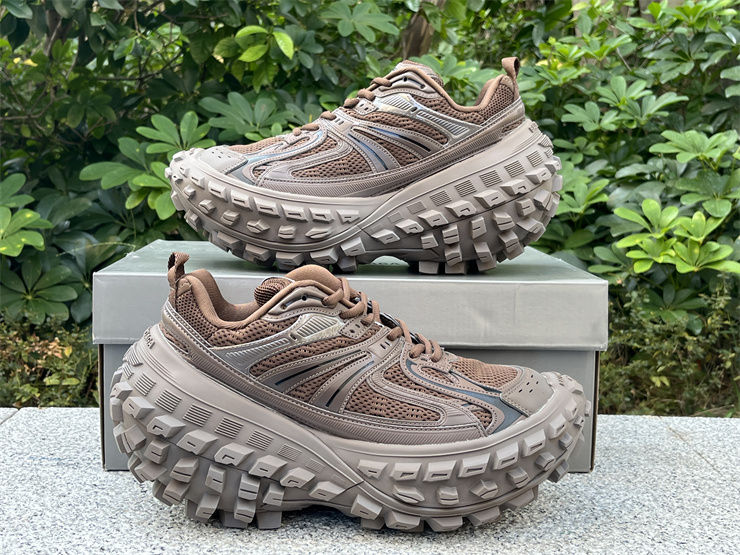 Thumbnail: Balenciaga Defender Sneaker