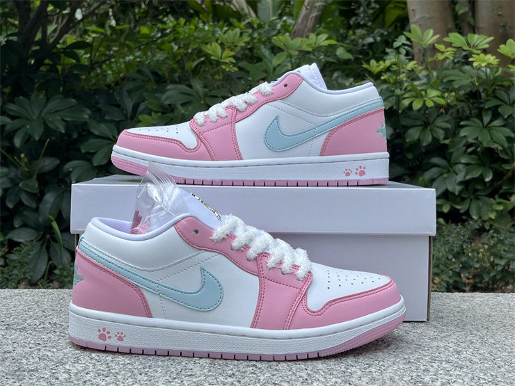 Thumbnail: Air Jordan 1 - Low "Paw Print"