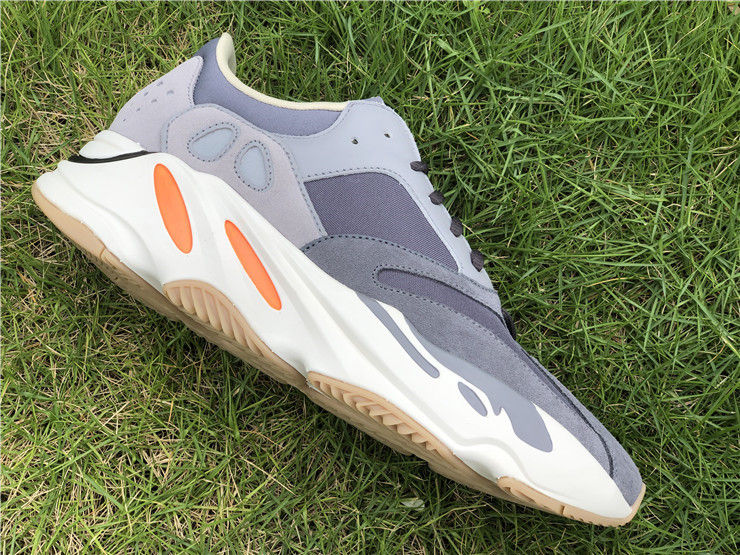 Thumbnail: Yeezy Boost 700 "Magnet"