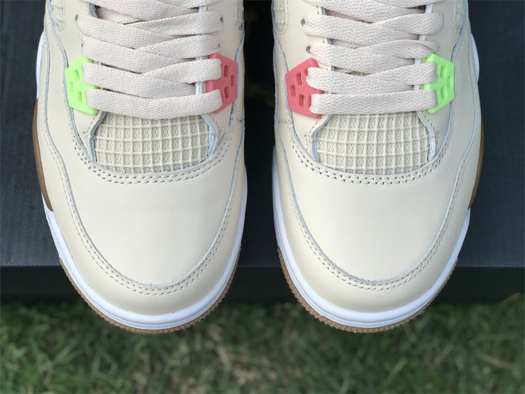 Thumbnail: Air Jordan 4 "Wild Things"